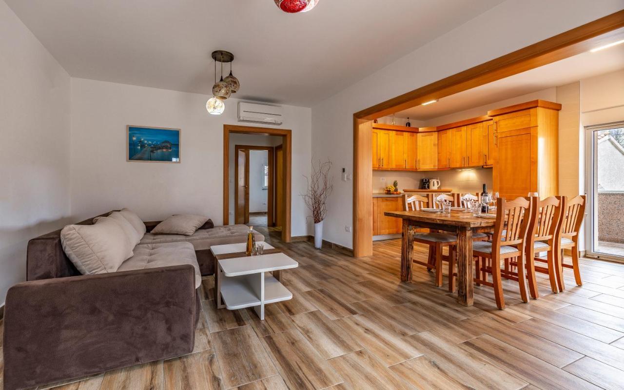 Medulinka Apartments Extérieur photo