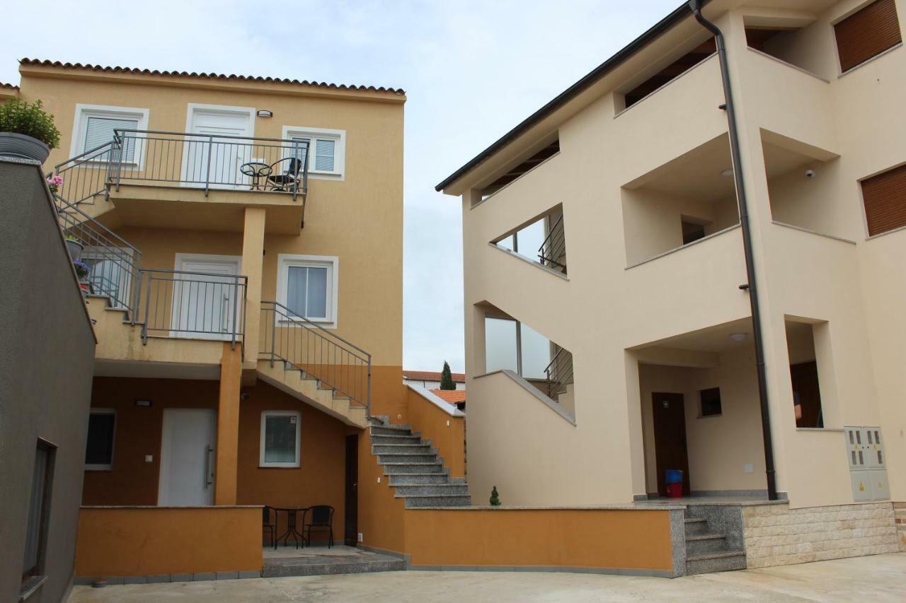 Medulinka Apartments Extérieur photo