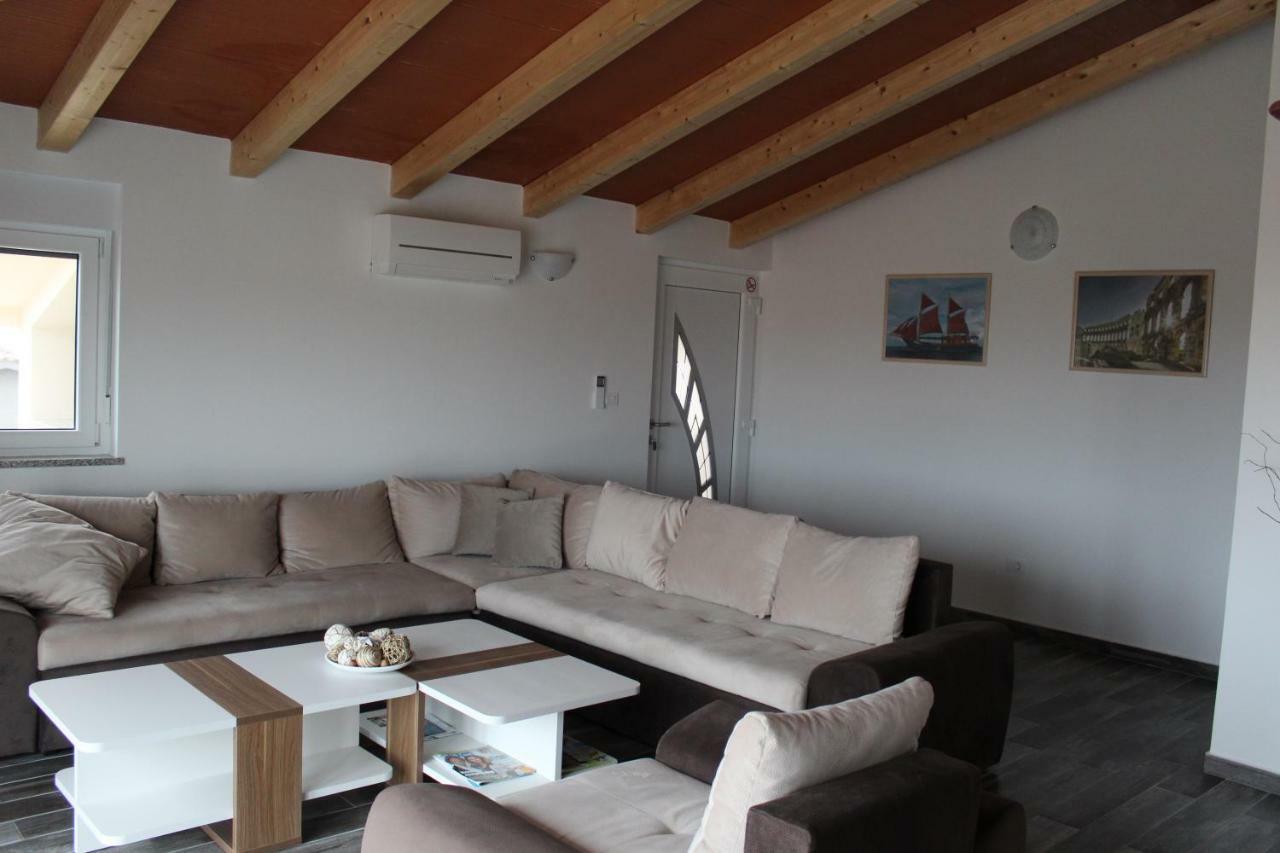 Medulinka Apartments Extérieur photo